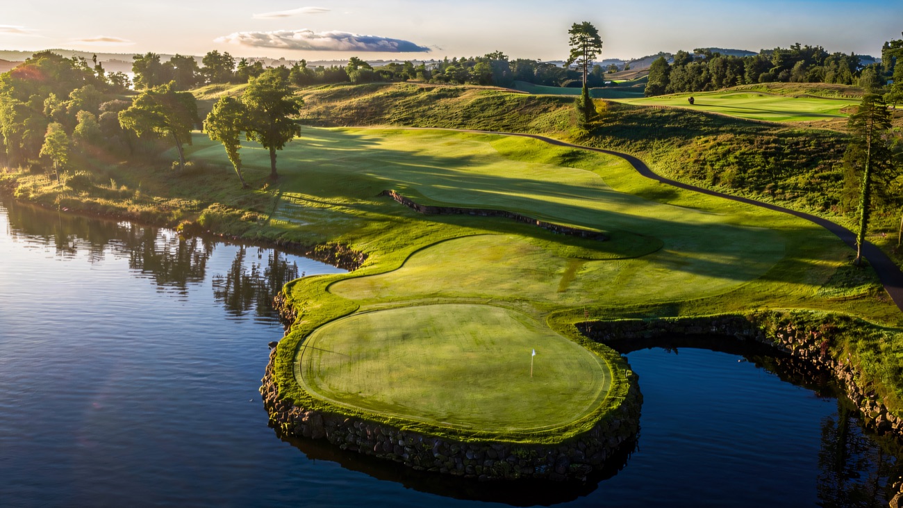 A green on the championship Faldo golf course, ringed by the lough