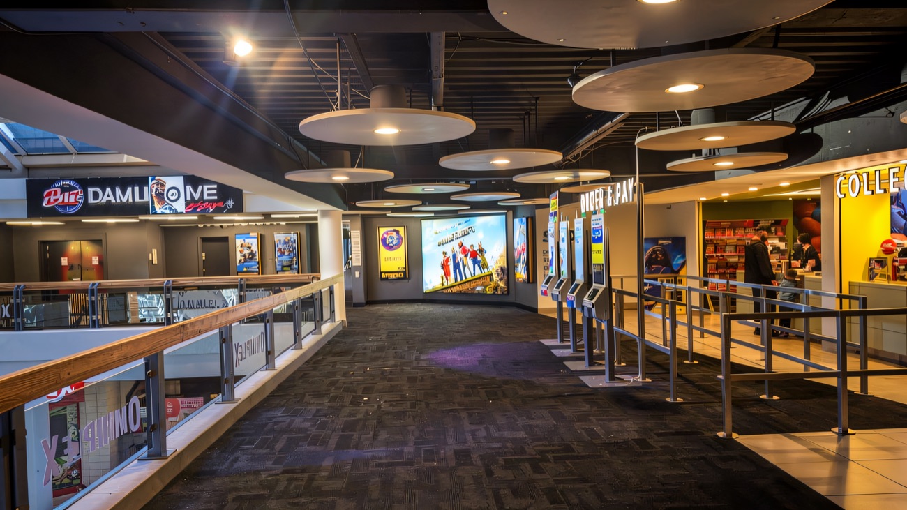 The upper foyer with ticket kiosks